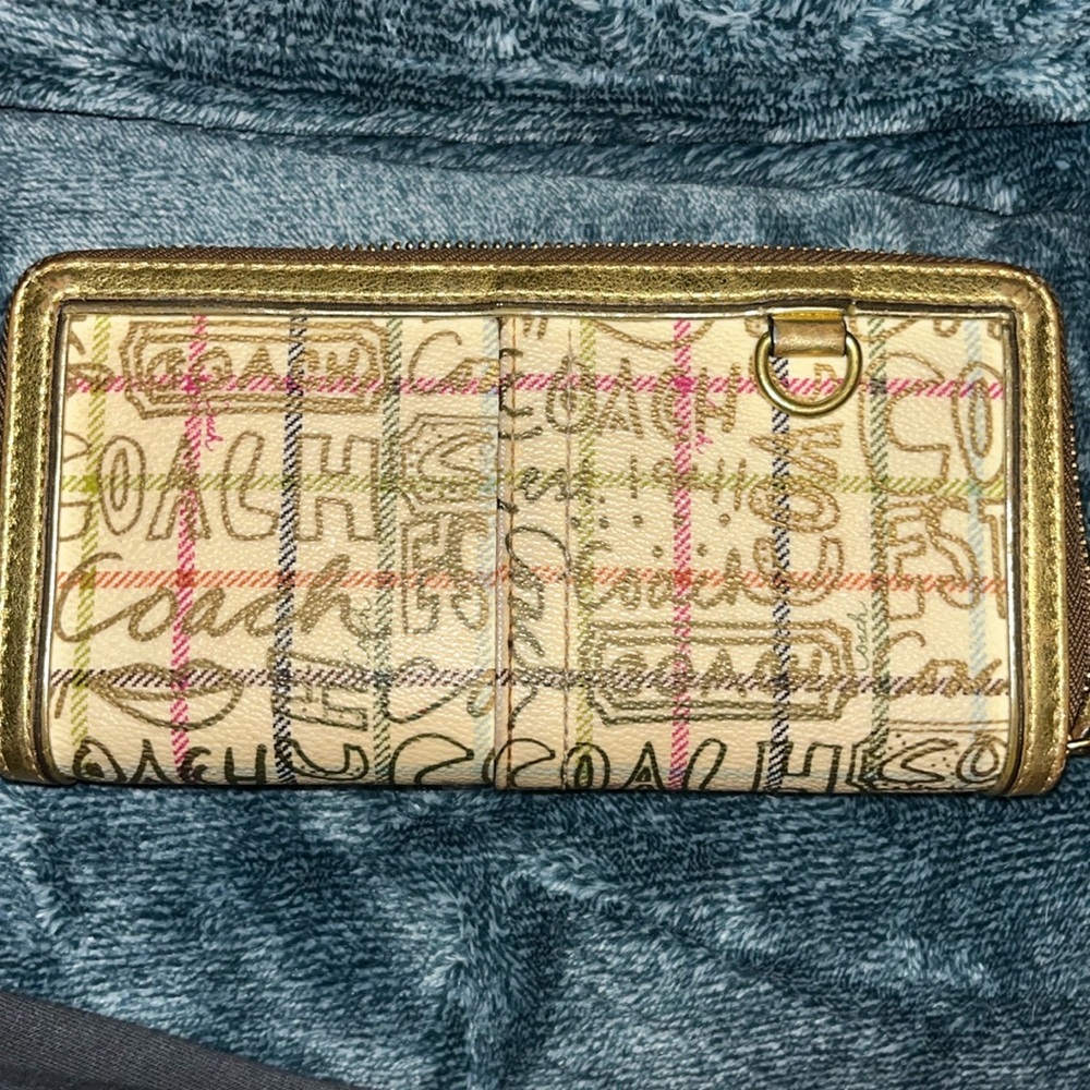 Graffiti  Coach wallet